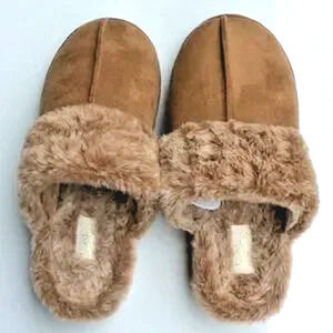 KOOBA SOFT SLIPPERS NWOT